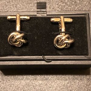 Link Up love knot cuff links.